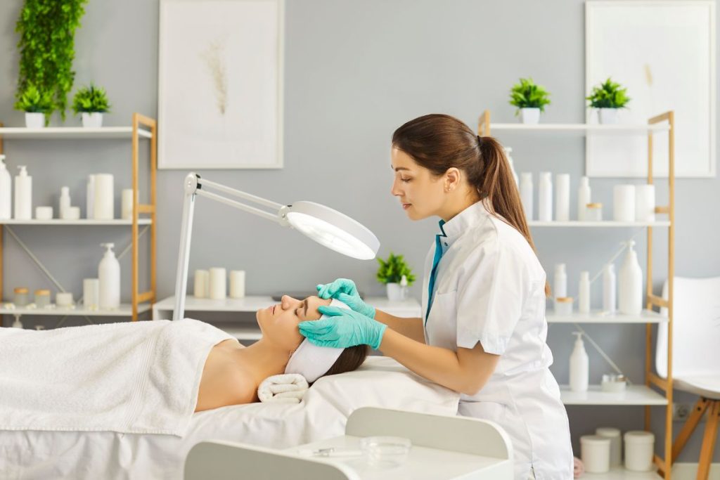 Professional acne consultation for closed comedones treatment